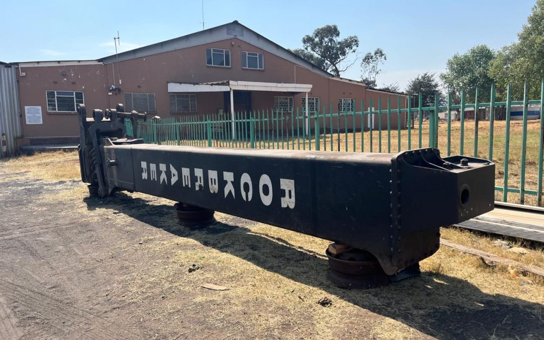 2013 Terminator DX 1800 Rockbreaker